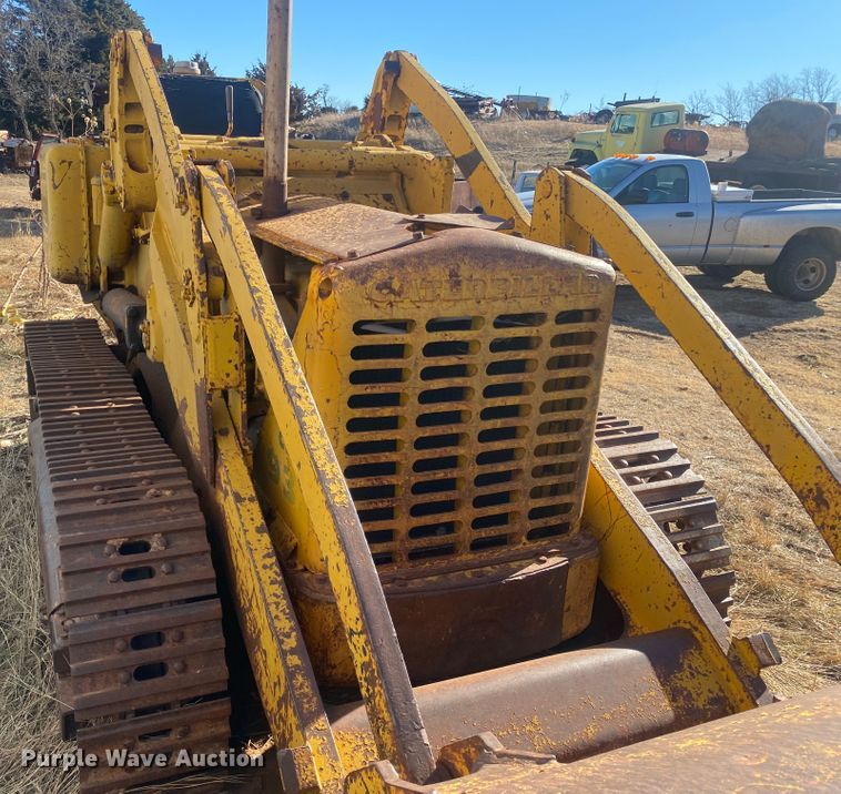 image for item DL1384 1956 Caterpillar 933  track loader