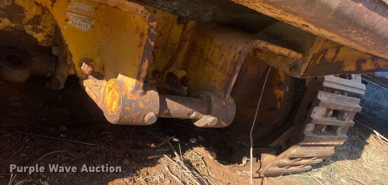 image for item DL1384 1956 Caterpillar 933  track loader