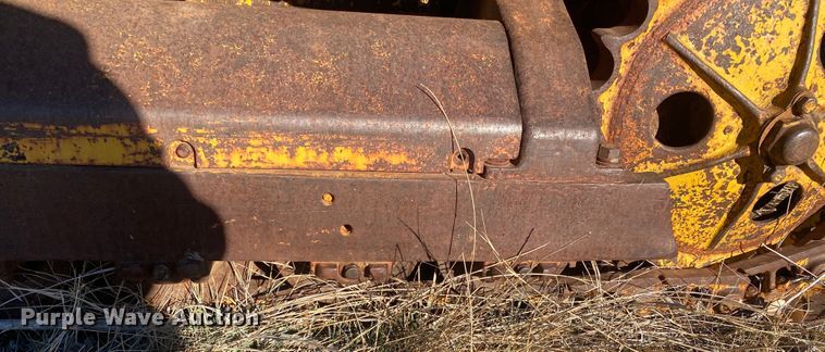 image for item DL1384 1956 Caterpillar 933  track loader