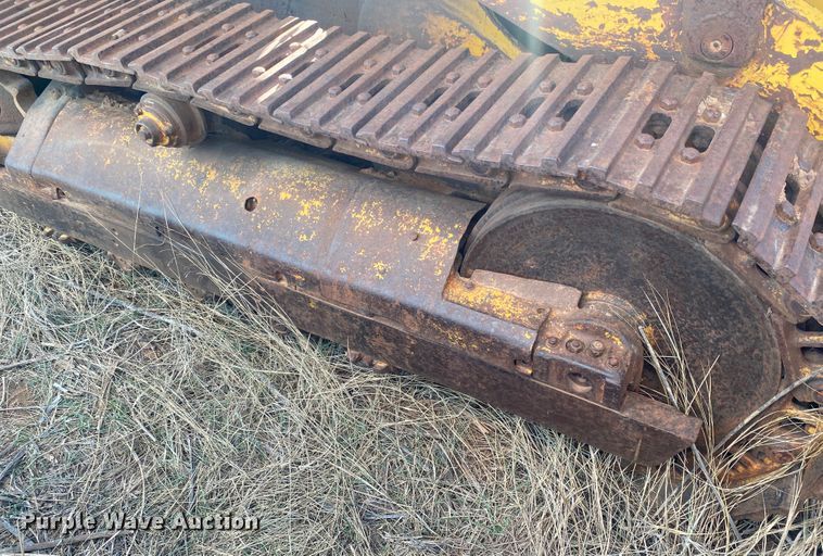 image for item DL1384 1956 Caterpillar 933  track loader