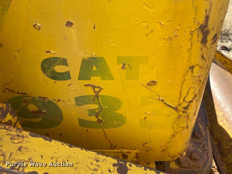 image for item DL1384 1956 Caterpillar 933  track loader