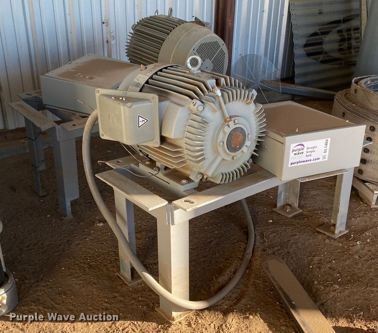 image for item DL1404 (2) TaTung WH0404FFA electric motors