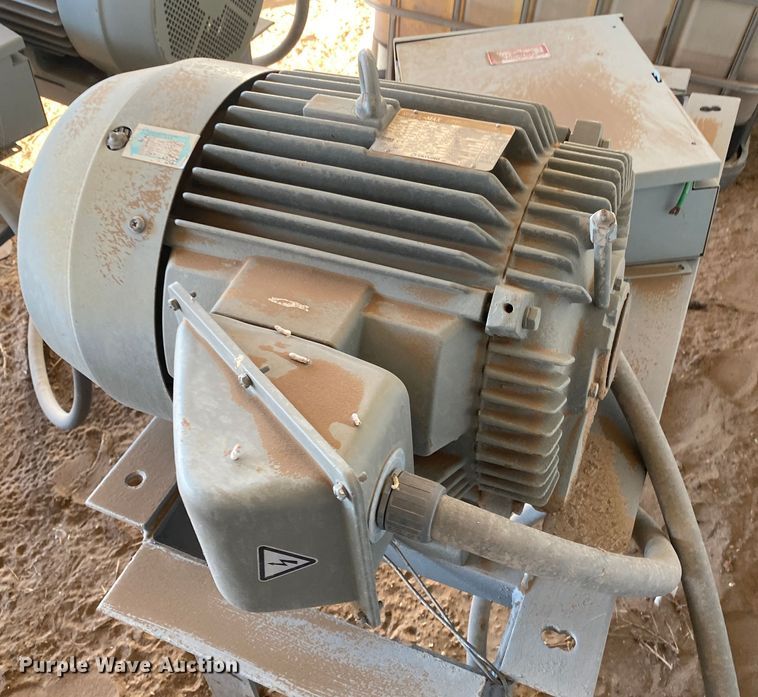 image for item DL1404 (2) TaTung WH0404FFA electric motors