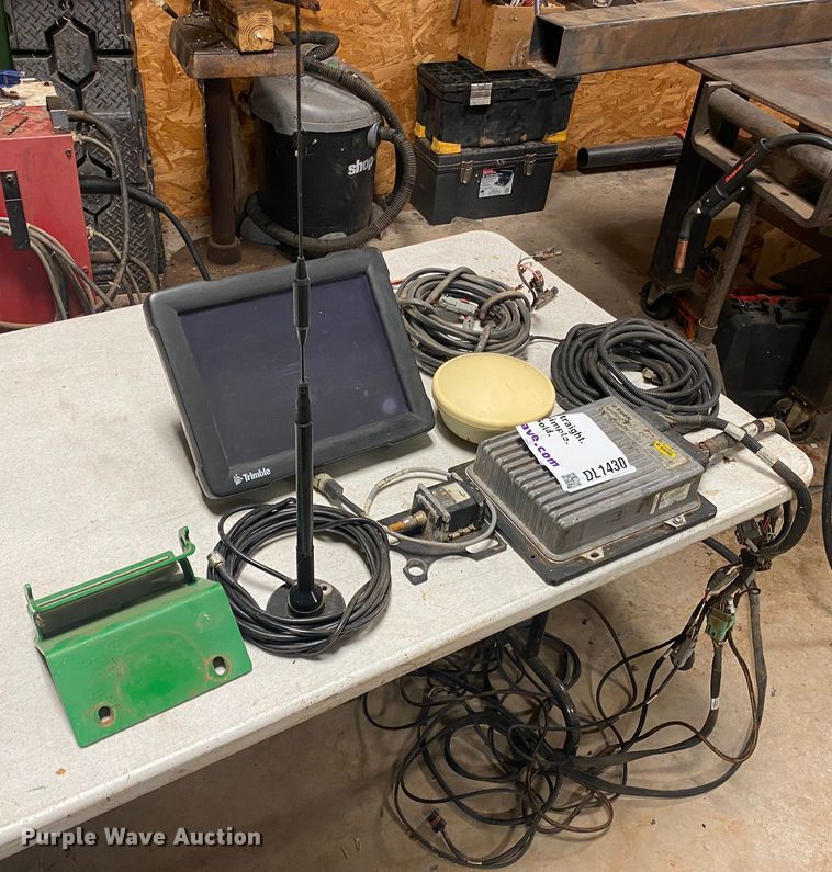 image for item DL1430 Trimble GPS equipment