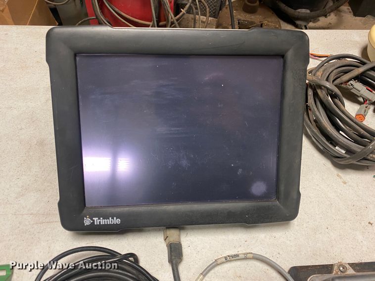 image for item DL1430 Trimble GPS equipment