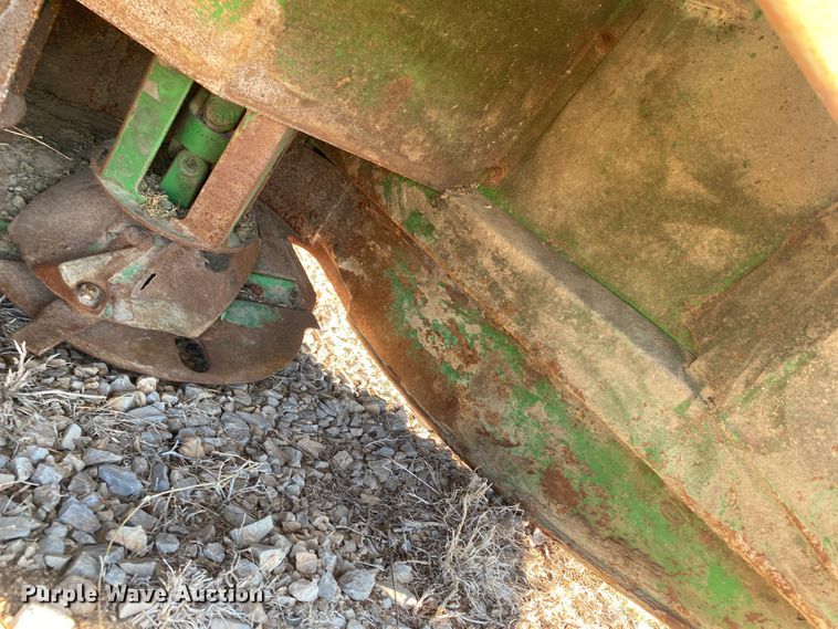 image for item DL1443 John Deere 995  windrower header