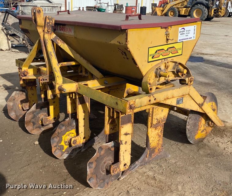 image for item DL6874 Midland PD F4  no-till drill