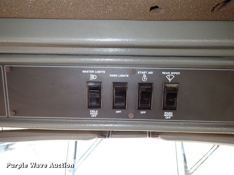 image for item DN2453 1998 Case IH 9330  4WD tractor