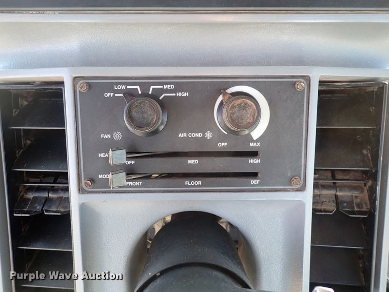 image for item DN2453 1998 Case IH 9330  4WD tractor