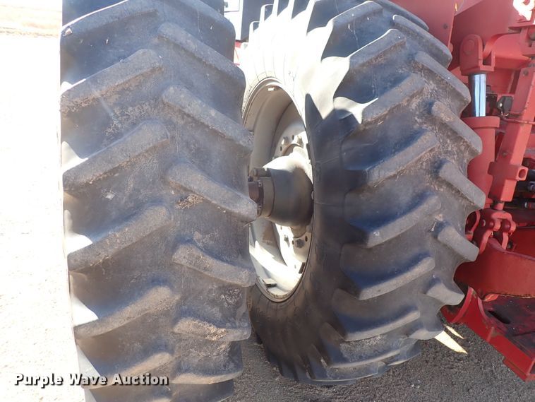 image for item DN2453 1998 Case IH 9330  4WD tractor