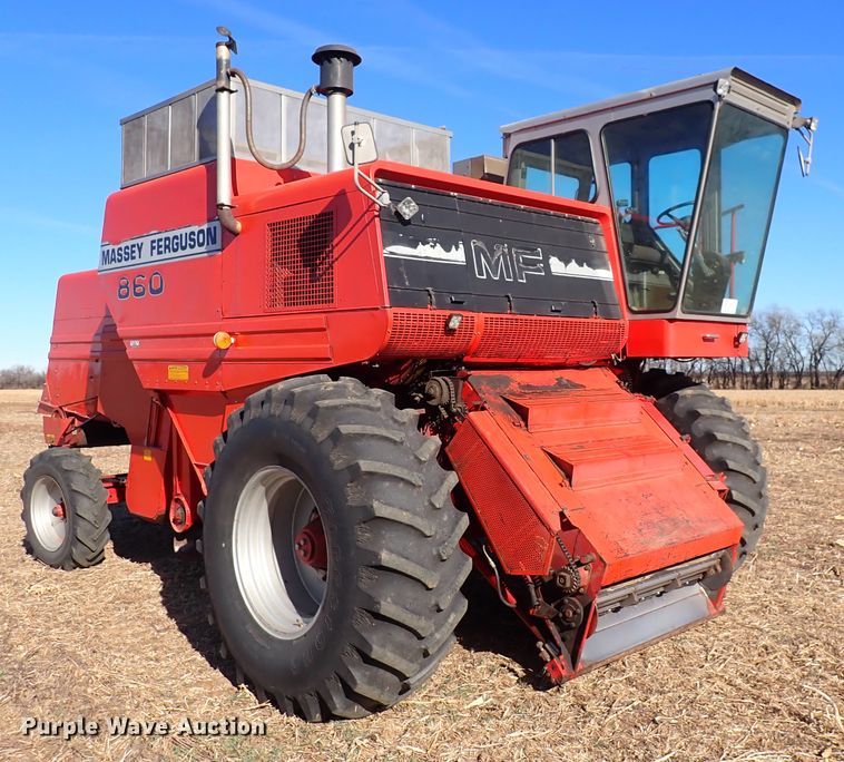 image for item DN2461 Massey Ferguson 860  combine