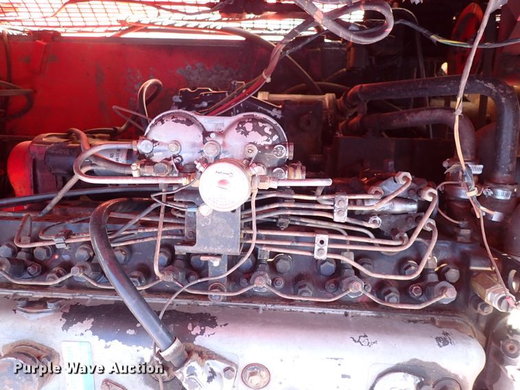 image for item DN2461 Massey Ferguson 860  combine