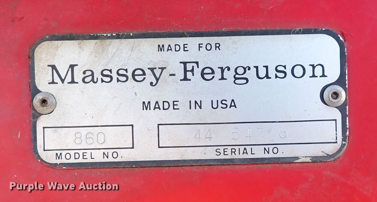 image for item DN2461 Massey Ferguson 860  combine