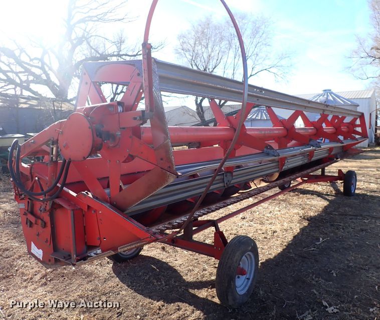image for item DN2461 Massey Ferguson 860  combine