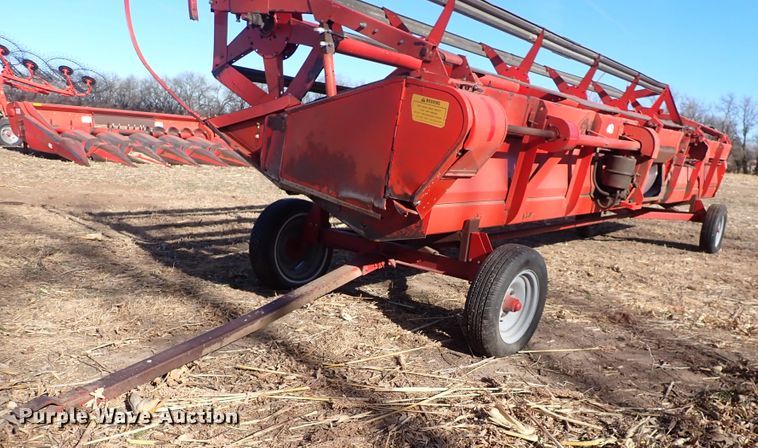 image for item DN2461 Massey Ferguson 860  combine