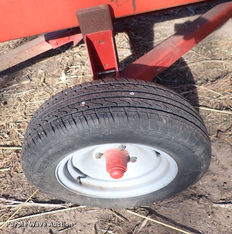 image for item DN2461 Massey Ferguson 860  combine