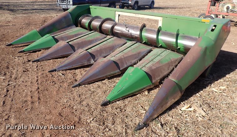 image for item DN2462 John Deere 653A  all-crop head
