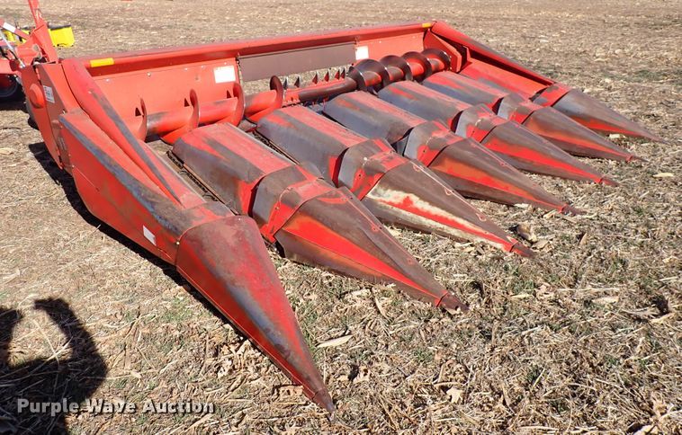 image for item DN2463 Massey Ferguson 1163  corn head
