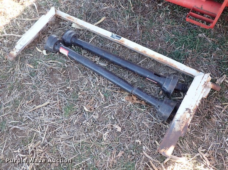 image for item DN2463 Massey Ferguson 1163  corn head