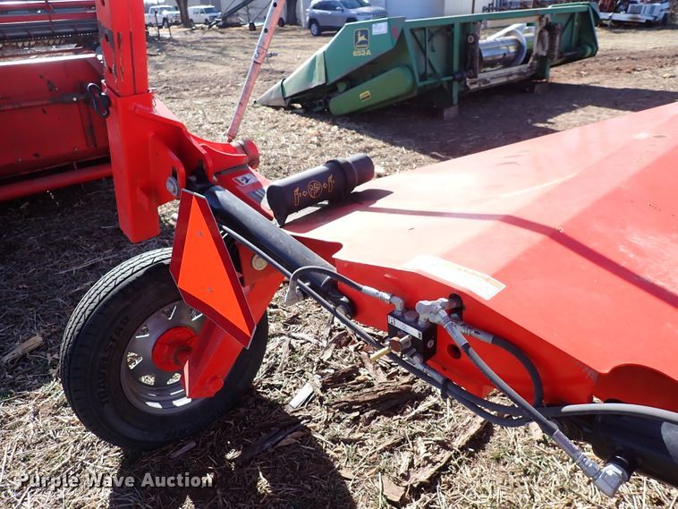 image for item DN2464 Kuhn SR112 GII  hay rake
