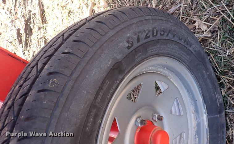 image for item DN2464 Kuhn SR112 GII  hay rake