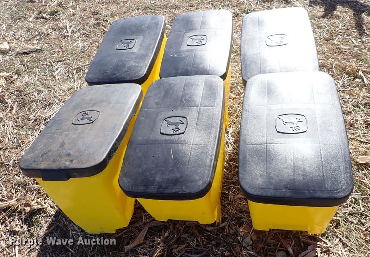 image for item DN2467 (6) John Deere planter boxes