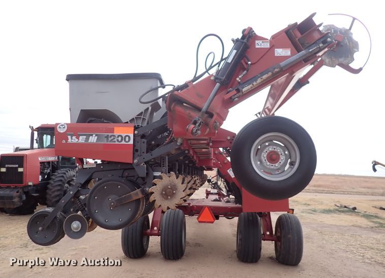 image for item DN2485 2008 Case IH 1200  planter