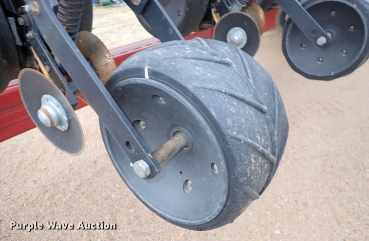 image for item DN2485 2008 Case IH 1200  planter