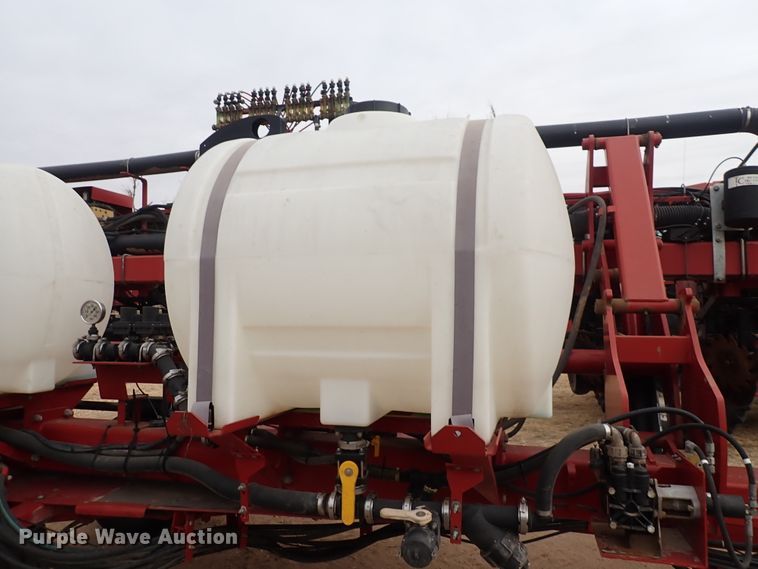 image for item DN2485 2008 Case IH 1200  planter