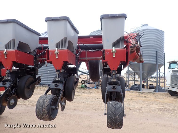image for item DN2485 2008 Case IH 1200  planter