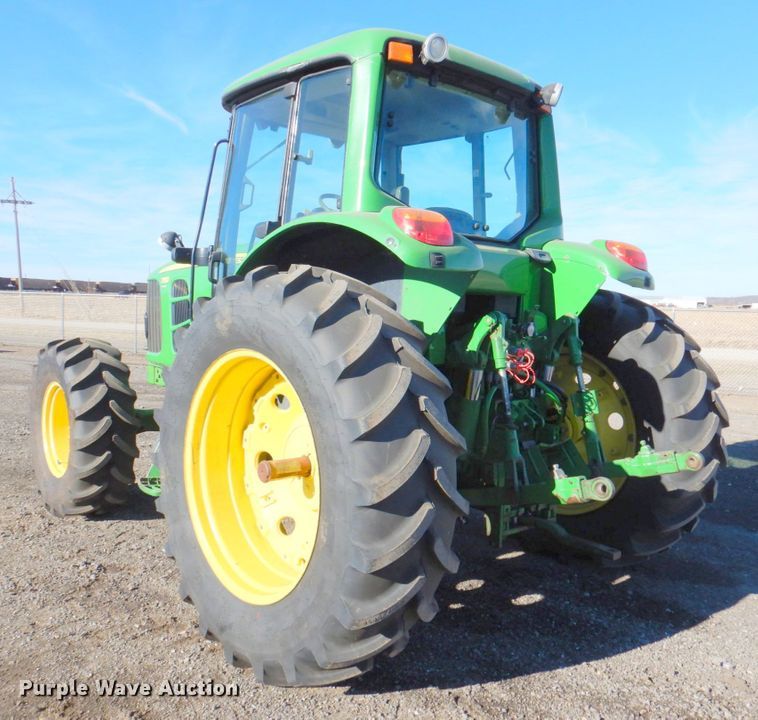 image for item DN2680 2008 John Deere 7130  MFWD tractor