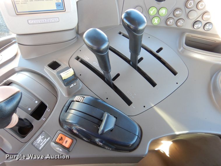 image for item DN2680 2008 John Deere 7130  MFWD tractor