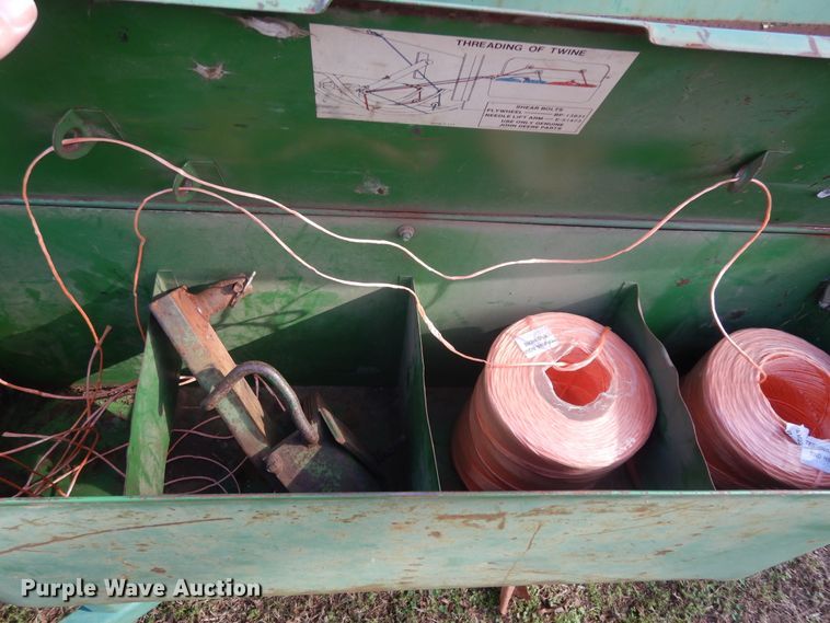 image for item ED9968 John Deere 338  small square baler