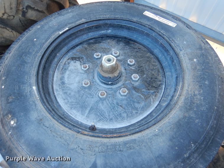 image for item GH9209 Samson GL283A 8R19.5 tires and wheels