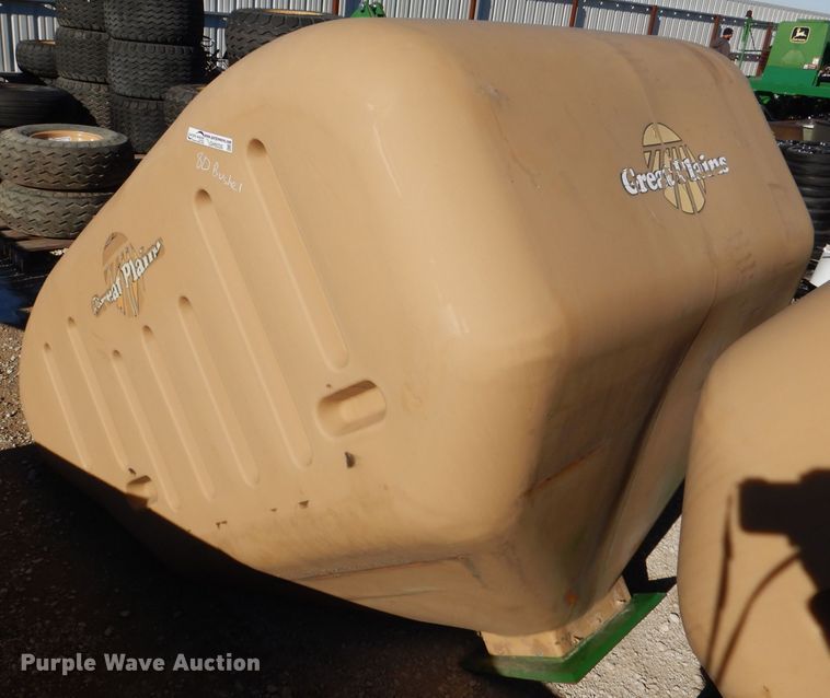 image for item GH9230 Great Plains seed hopper