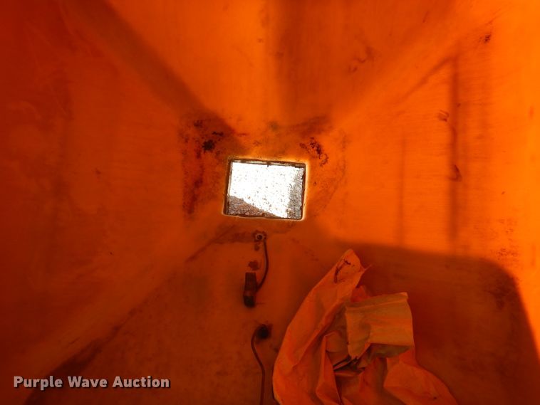 image for item GH9230 Great Plains seed hopper