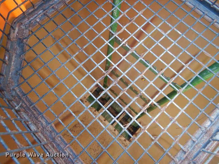 image for item GH9233 Great Plains seed hopper