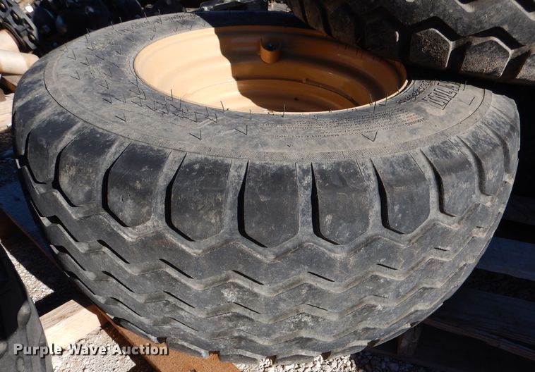 image for item GH9242 (4) BKT AW711 340/60R16.5 tires and wheels