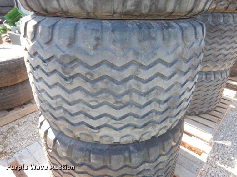 image for item GH9246 (7) BKT AW711 VF480/45R17IMP