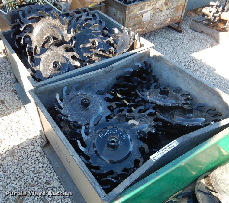 image for item HN9752 Approximately 68 Great Plains spider closing wheels