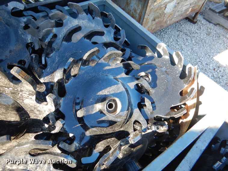 image for item HN9752 Approximately 68 Great Plains spider closing wheels