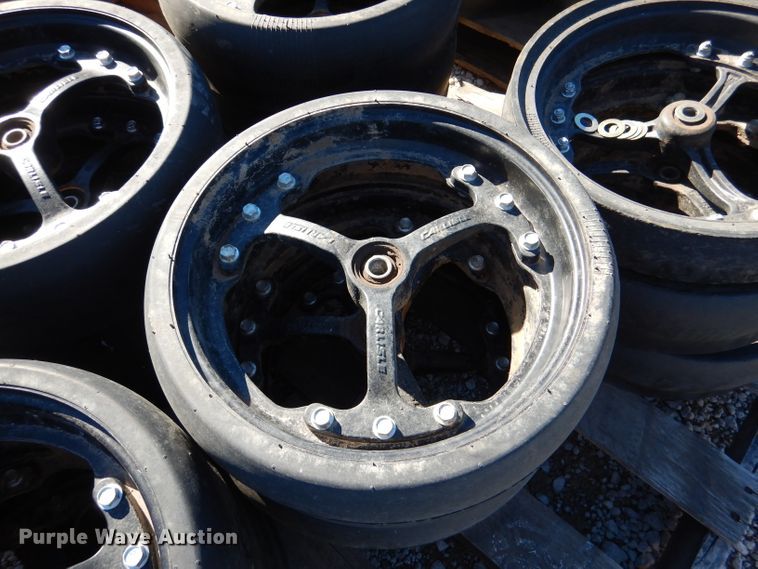 image for item HN9762 Gauge wheels
