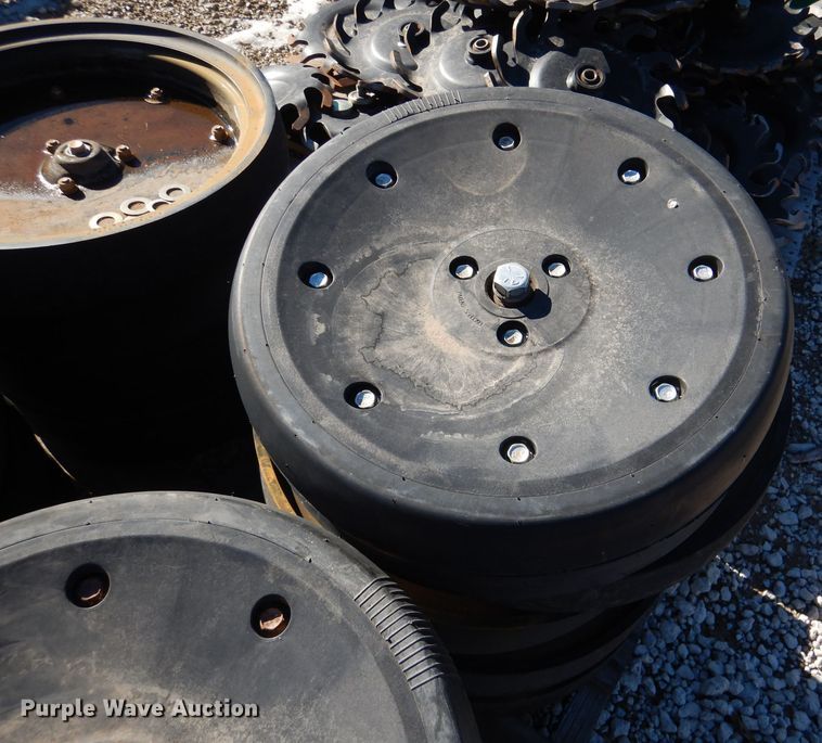 image for item HN9762 Gauge wheels