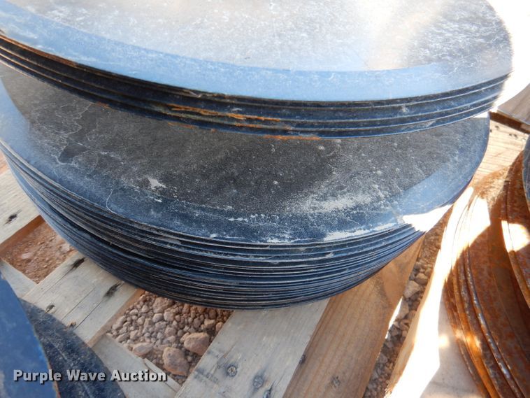 image for item HN9769 Approximately 167 disk openers