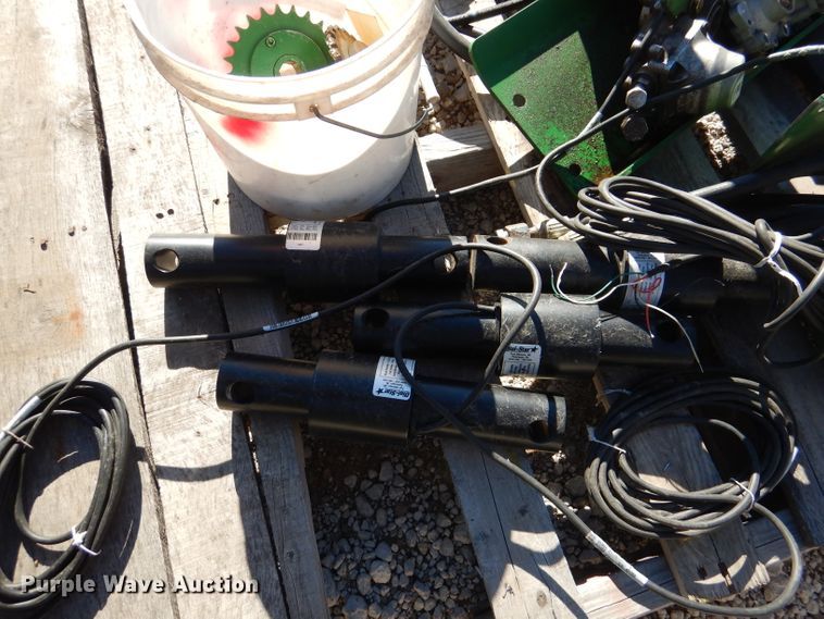 image for item HN9770 Hydraulic valves