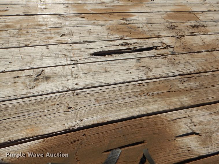 image for item HN9785 1993 Circle D 24GNFBBT  equipment trailer