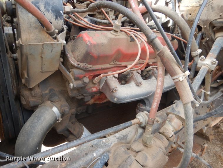 image for item HU9384 1976 International Loadstar 1700  grain truck