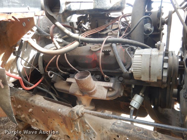 image for item HU9384 1976 International Loadstar 1700  grain truck