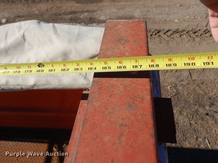 image for item IE9528 1973 GMC 6000  grain truck