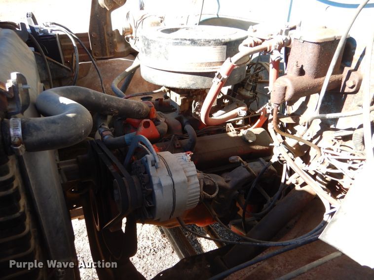 image for item IE9528 1973 GMC 6000  grain truck